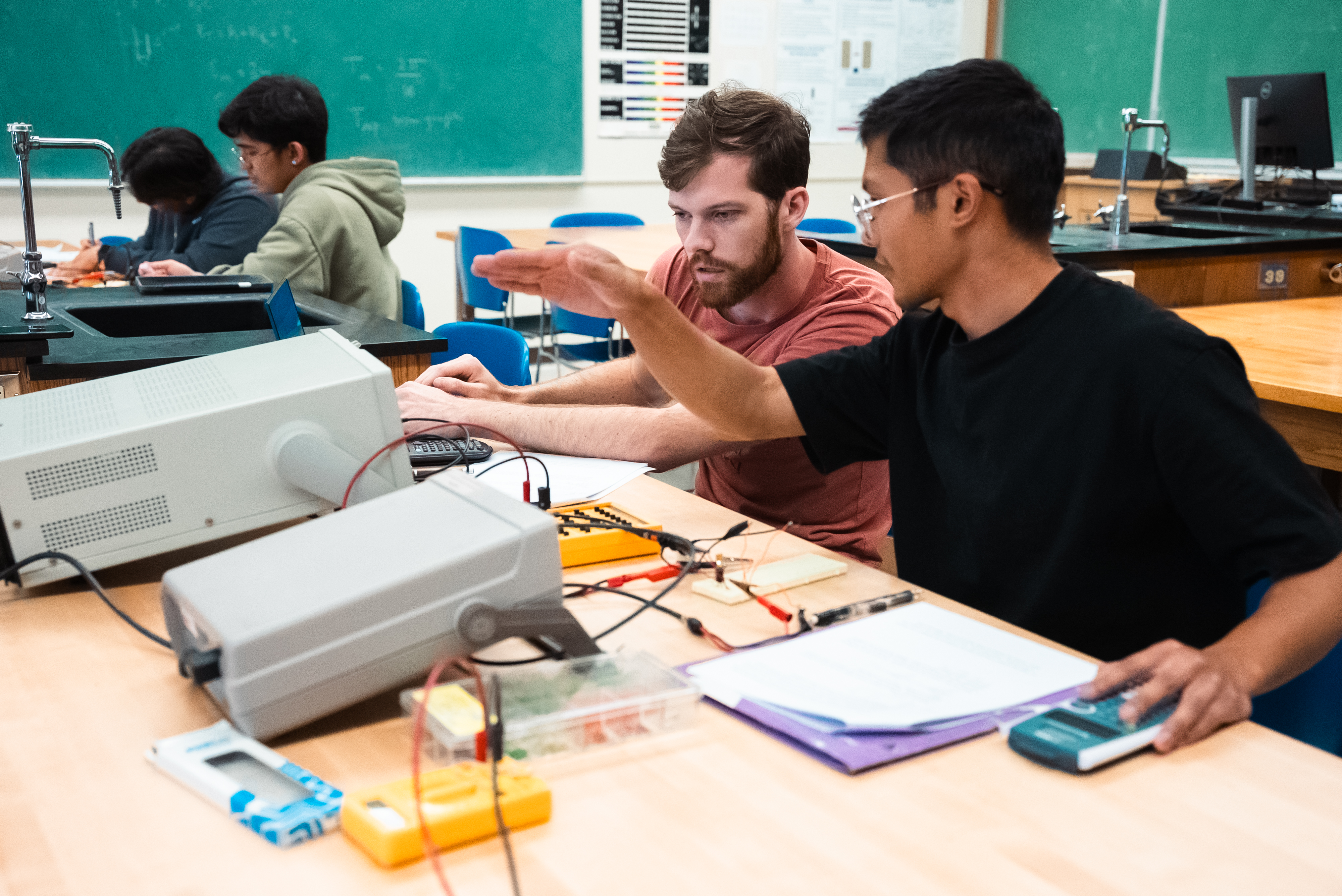 Clay Clemmer and Jared Abad in ENGR 017